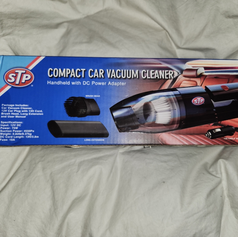 STP Compact Car Vacuum Cleaner with 12V Car Plug